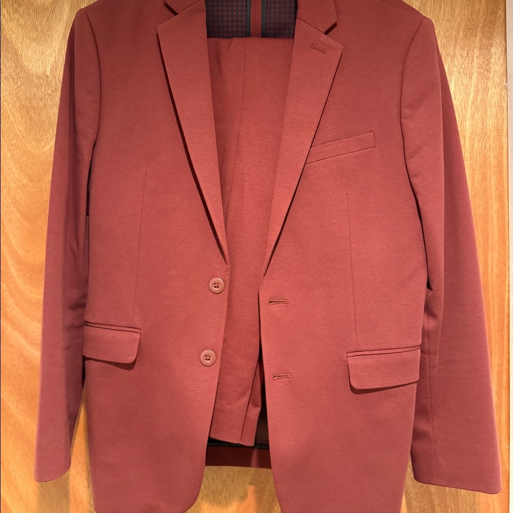 Rust colored Men’s Suit